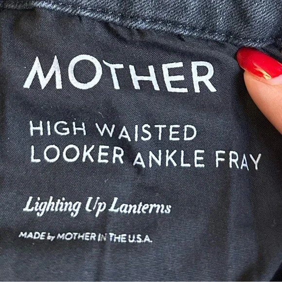 Mother High Waisted Looker Ankle Fray Black Jeans Lighting Up Lanterns Size 26 - Picture 6 of 10